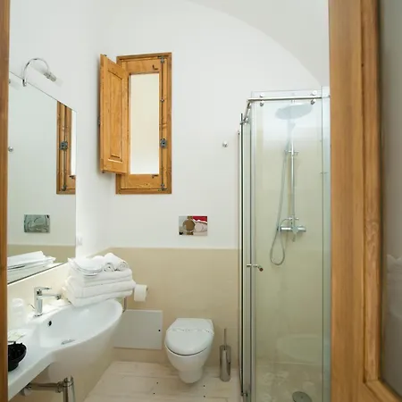 Relais Carlo V - Palazzo Storico Bed and breakfast Gallipoli