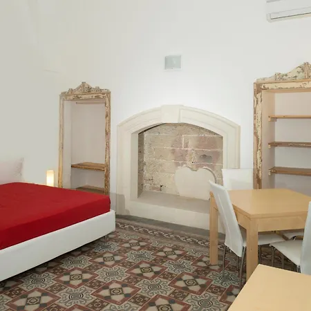 Relais Carlo V - Palazzo Storico Bed and breakfast 4*
