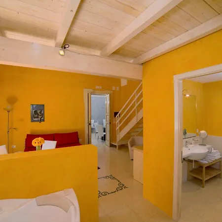 ベッド・アンド・ブレックファスト Relais Carlo V - Palazzo Storico 2*