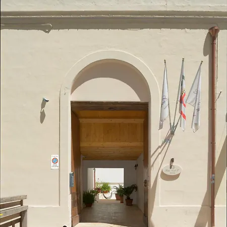 Relais Carlo V - Palazzo Storico Bed and breakfast