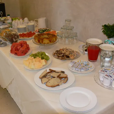 Relais Carlo V - Palazzo Storico 4*