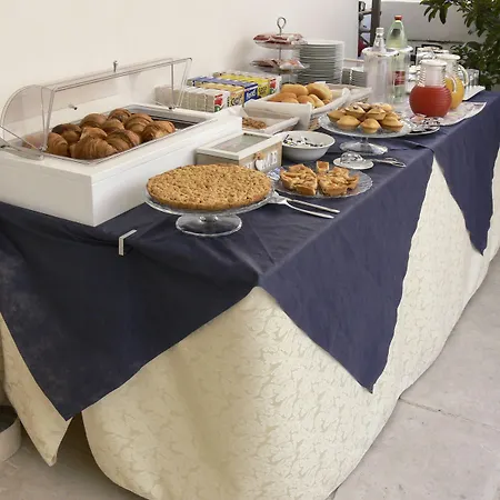 Relais Carlo V - Palazzo Storico Bed and breakfast 4*