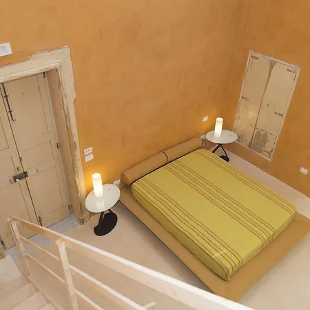 Relais Carlo V - Palazzo Storico Bed & Breakfast Gallipoli